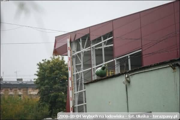 2008-10-04-eksplozja-hala-hokejowa-u-14_600