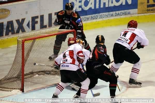 2009-03-09-plh-cracovia-gkstychy-b-120_600