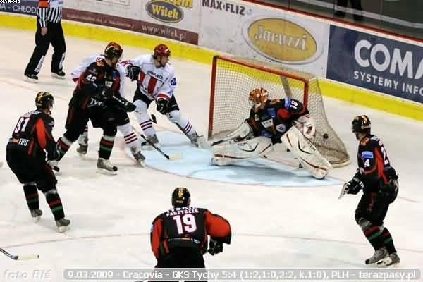 2009-03-09-plh-cracovia-gkstychy-b-748_600