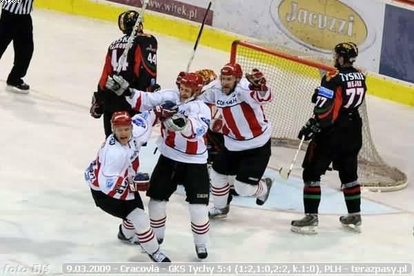 2009-03-09-plh-cracovia-gkstychy-b-785_600