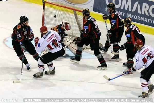 2009-03-09-plh-cracovia-gkstychy-b-838_600