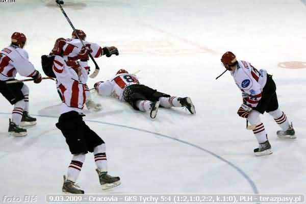 2009-03-09-plh-cracovia-gkstychy-b-952_600
