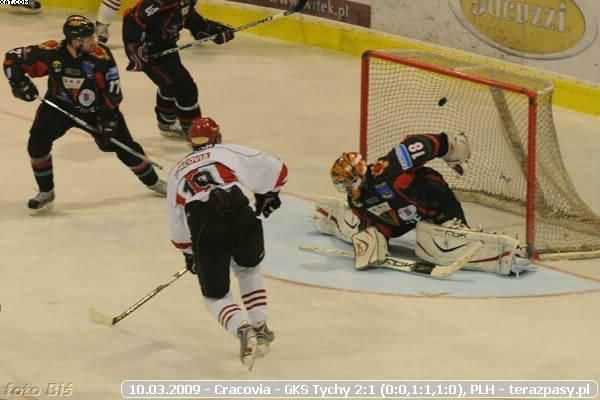 2009-03-10-plh-cracovia-gkstychy-b-110_600