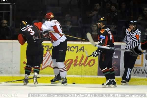 2009-03-16-plh-cracovia-gkstychy-b-0321_600
