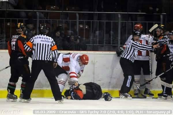 2009-03-16-plh-cracovia-gkstychy-b-0346_600