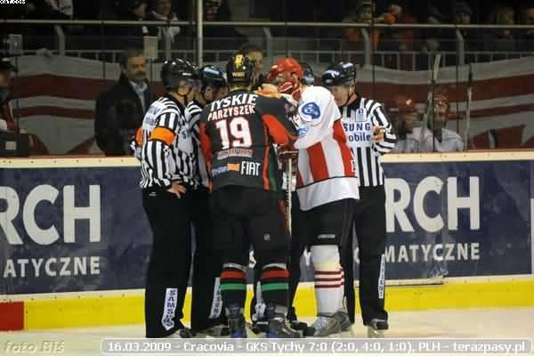 2009-03-16-plh-cracovia-gkstychy-b-0387_600