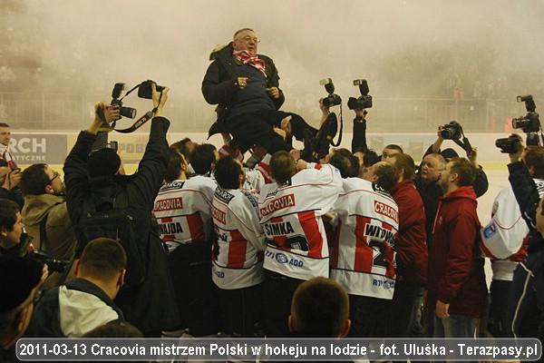 2011-03-13-plh-cracovia-gks tych-u_1954