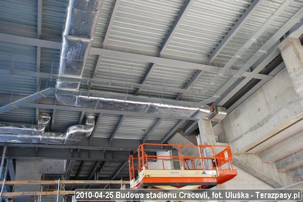 2010-04-25_Budowa_Stadionu_Cracovii_002_600
