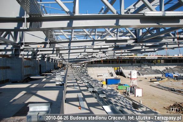 2010-04-25_Budowa_Stadionu_Cracovii_023_600