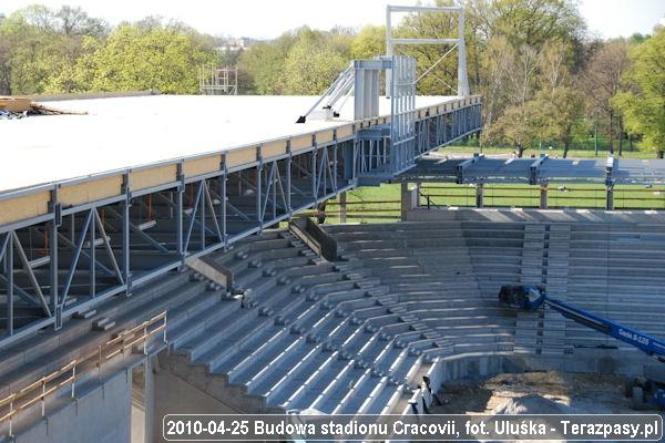 2010-04-25_Budowa_Stadionu_Cracovii_034_600