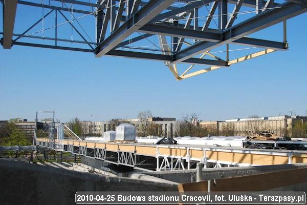 2010-04-25_Budowa_Stadionu_Cracovii_040_600