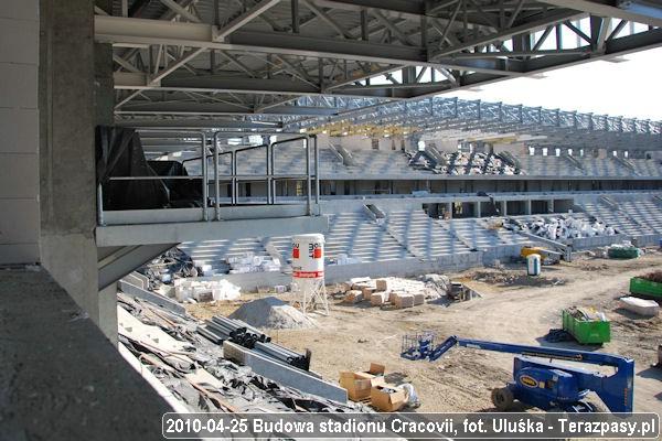 2010-04-25_Budowa_Stadionu_Cracovii_050_600