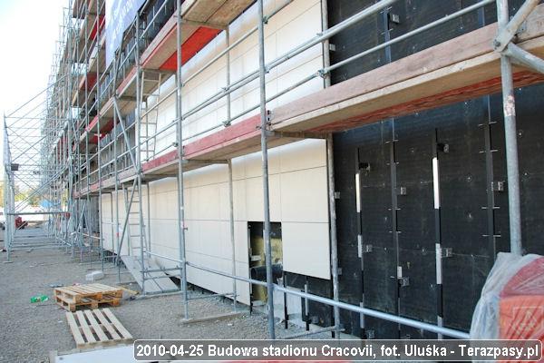 2010-04-25_Budowa_Stadionu_Cracovii_060_600