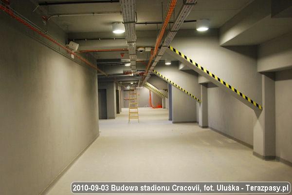 2010-09-03_Budowa_Stadionu_Cracovii_063_600