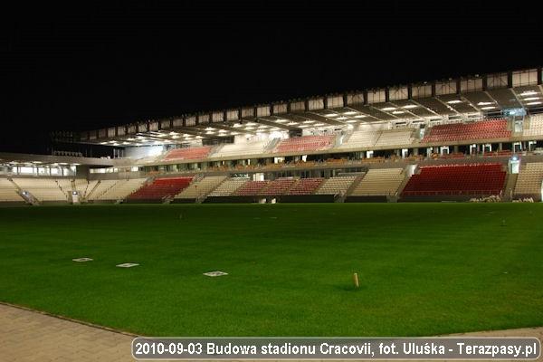 2010-09-03_Budowa_Stadionu_Cracovii_154_600