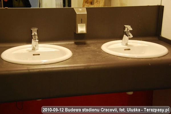 2010-09-12_Budowa_Stadionu_Cracovii_056_600
