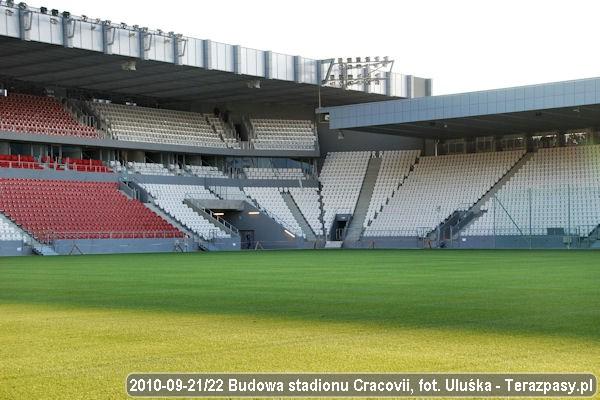 2010-09-21_Budowa_Stadionu_Cracovii_40_600
