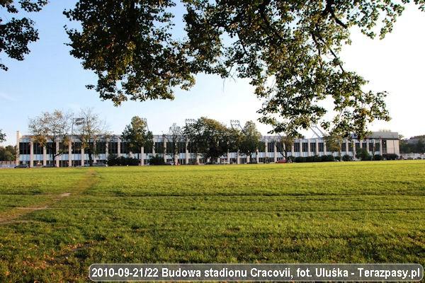 2010-09-21_Budowa_Stadionu_Cracovii_48_600