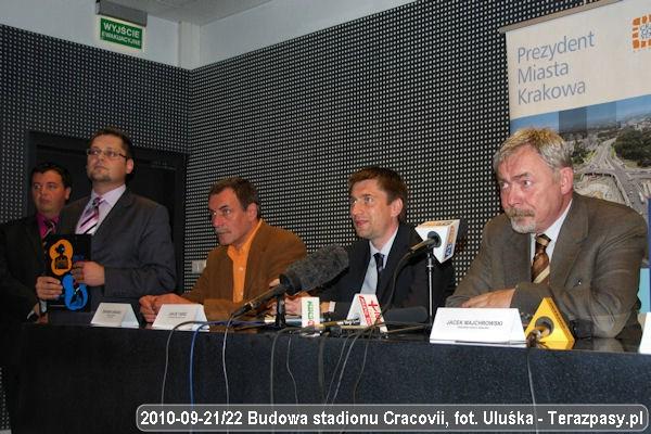 2010-09-22_Budowa_Stadionu_Cracovii_60_600