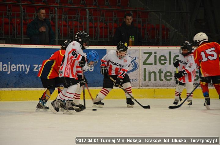2012-04-01-Turniej_mini_Hokeja-u_3989_720