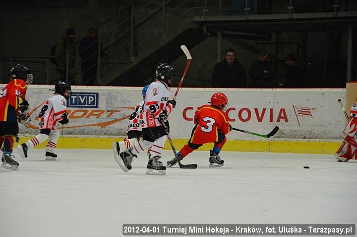 2012-04-01-Turniej_mini_Hokeja-u_3994_720