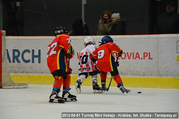 2012-04-01-Turniej_mini_Hokeja-u_4086_720
