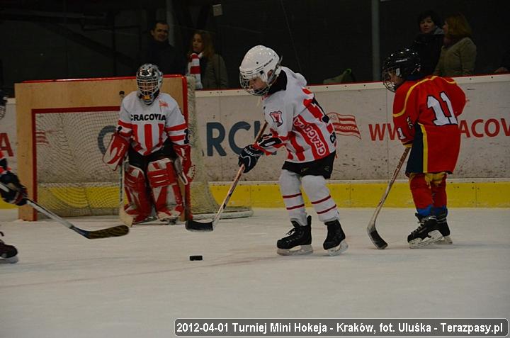 2012-04-01-Turniej_mini_Hokeja-u_4148_720