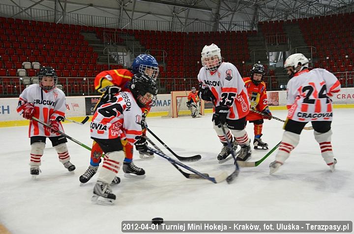 2012-04-01-Turniej_mini_Hokeja-u_4221_720