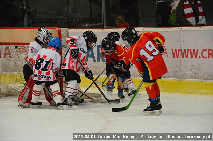 2012-04-01-Turniej_mini_Hokeja-u_4251_720