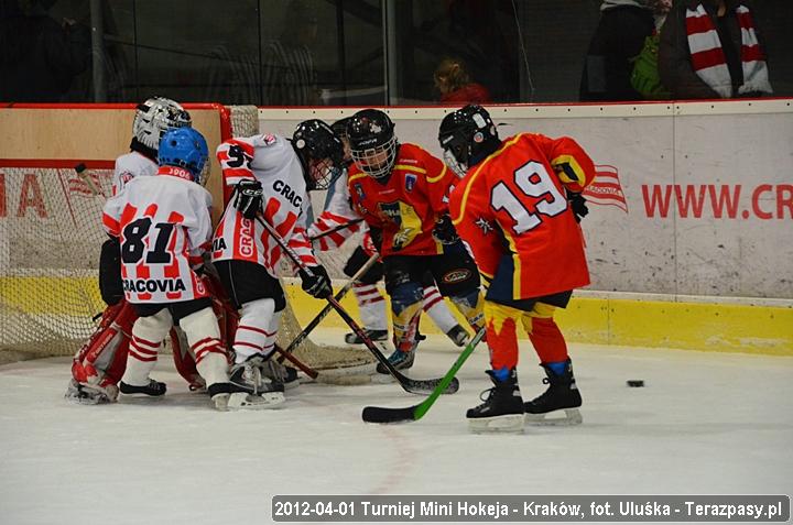 2012-04-01-Turniej_mini_Hokeja-u_4253_720