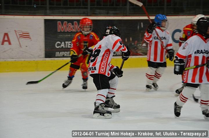 2012-04-01-Turniej_mini_Hokeja-u_4288_720