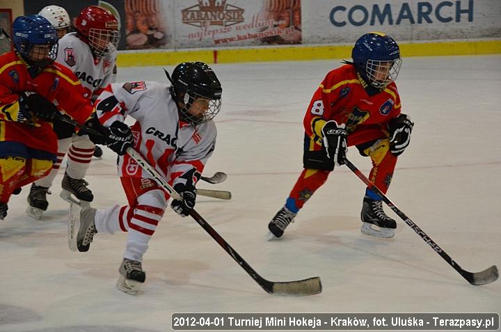 2012-04-01-Turniej_mini_Hokeja-u_4304_720