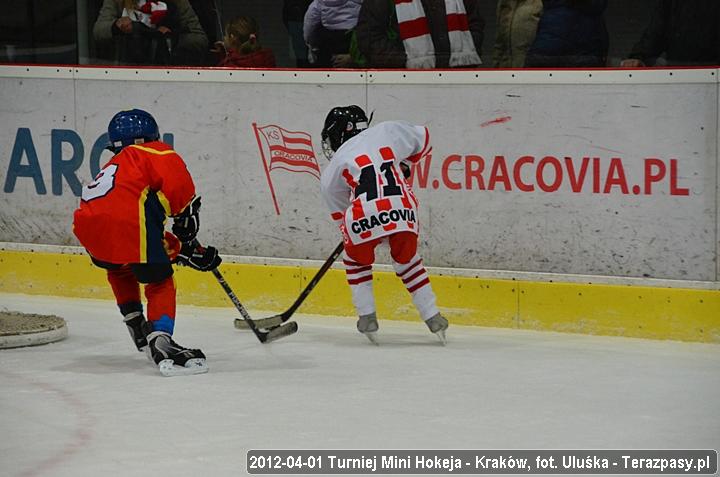 2012-04-01-Turniej_mini_Hokeja-u_4312_720
