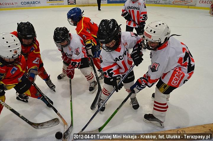 2012-04-01-Turniej_mini_Hokeja-u_4380_720