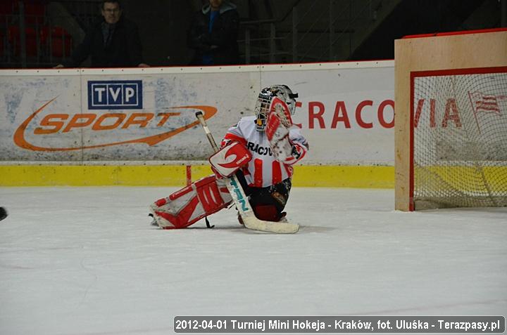 2012-04-01-Turniej_mini_Hokeja-u_4417_720