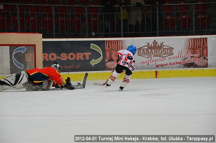2012-04-01-Turniej_mini_Hokeja-u_4427_720