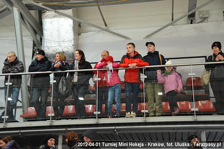 2012-04-01-Turniej_mini_Hokeja-u_4495_720