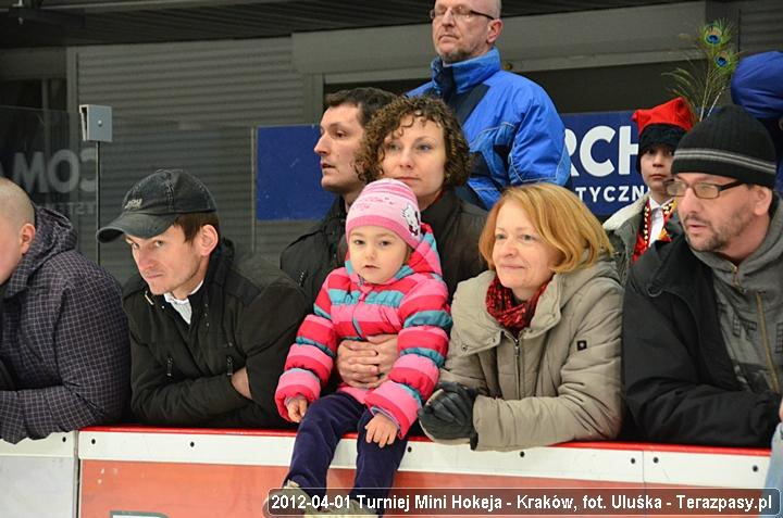 2012-04-01-Turniej_mini_Hokeja-u_4499_720