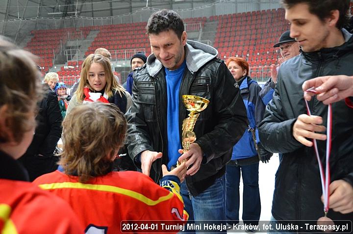 2012-04-01-Turniej_mini_Hokeja-u_4692_720