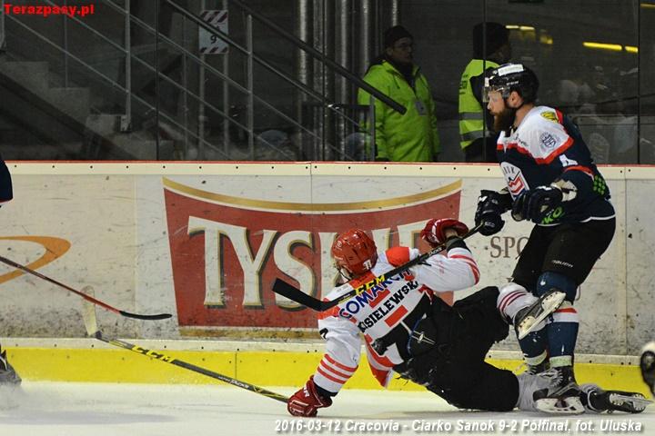 2016-03-12_Cracovia-Ciarko_2714_720