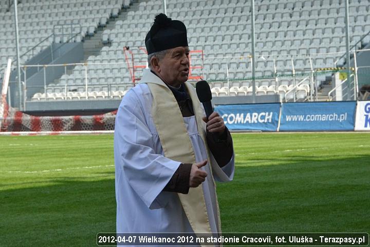 2012-04-07-swiecenie_pokarmow_u_5713_720