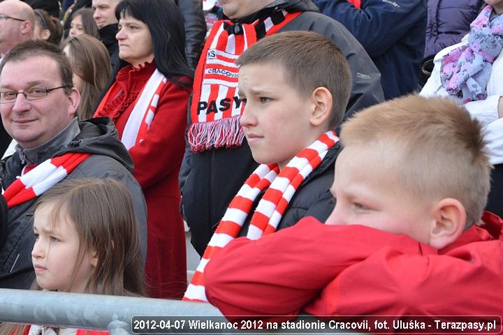 2012-04-07-swiecenie_pokarmow_u_5719_720