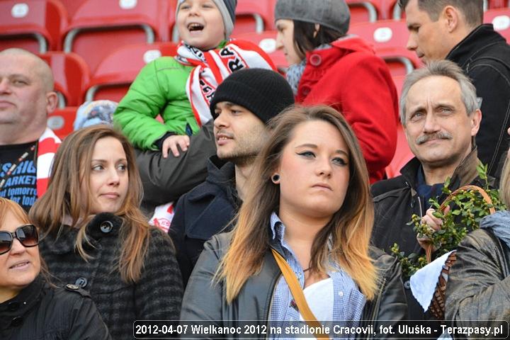 2012-04-07-swiecenie_pokarmow_u_5792_720