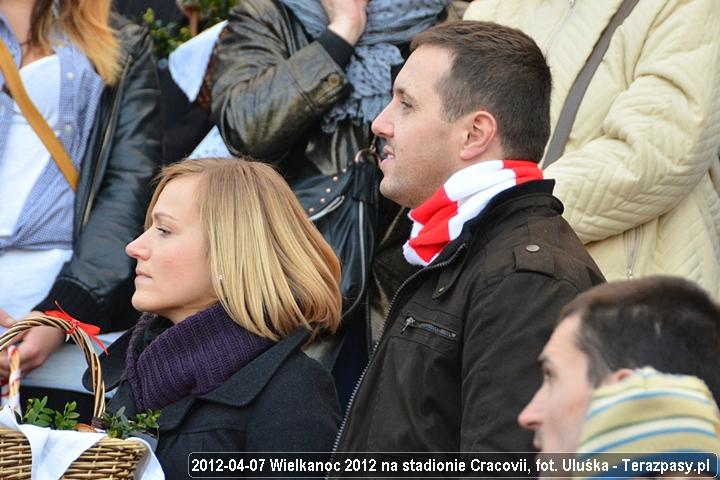 2012-04-07-swiecenie_pokarmow_u_5795_720