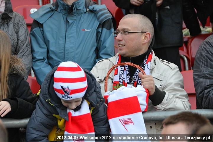 2012-04-07-swiecenie_pokarmow_u_5800_720