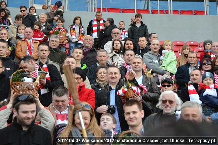 2012-04-07-swiecenie_pokarmow_u_5808_720