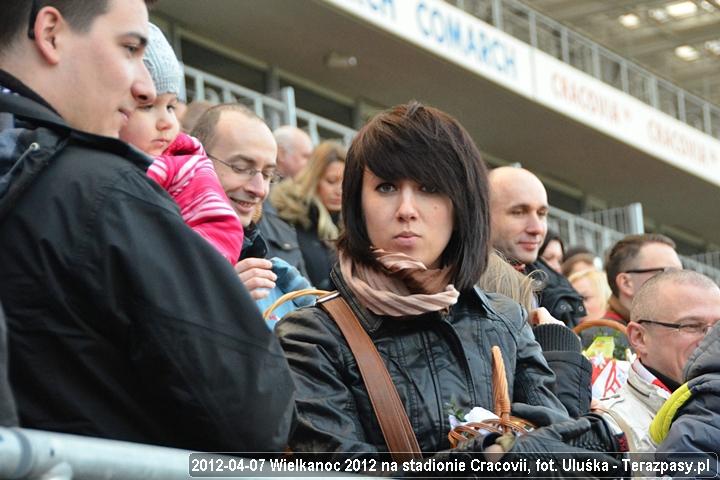 2012-04-07-swiecenie_pokarmow_u_5838_720