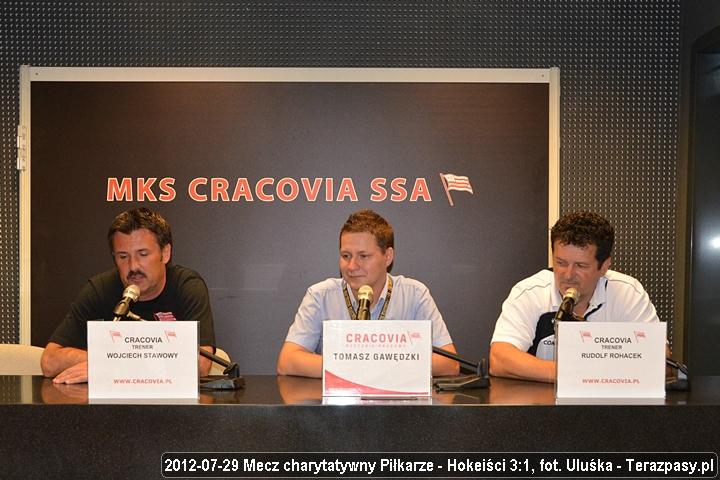 2012-07-29_Piłkarze-Hokeiści_u_3315_720