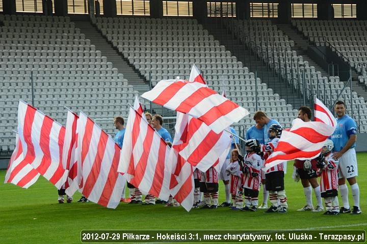 2012-07-29_Piłkarze-Hokeiści_u_2146