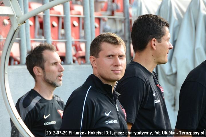 2012-07-29_Piłkarze-Hokeiści_u_2161